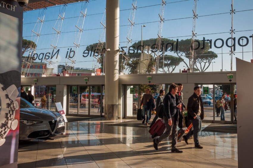 Aéroport de Naples Aéroport de Naples